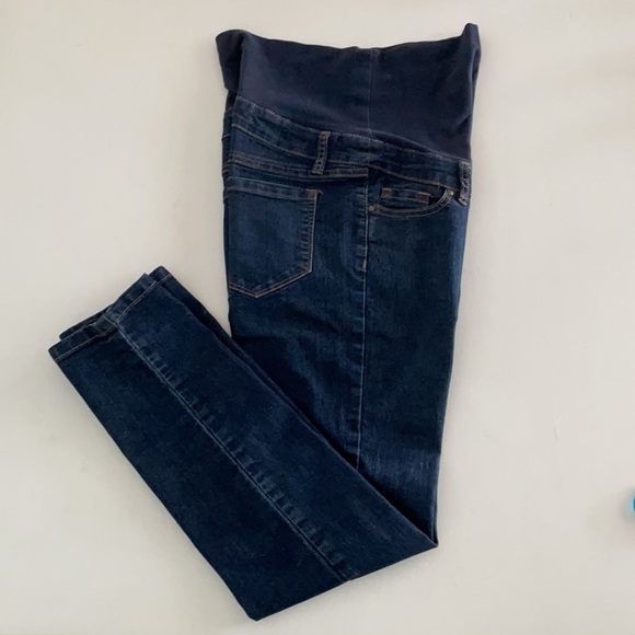 Thyme Maternity Jeans (hip measurements 32”) - Picture 10 of 10